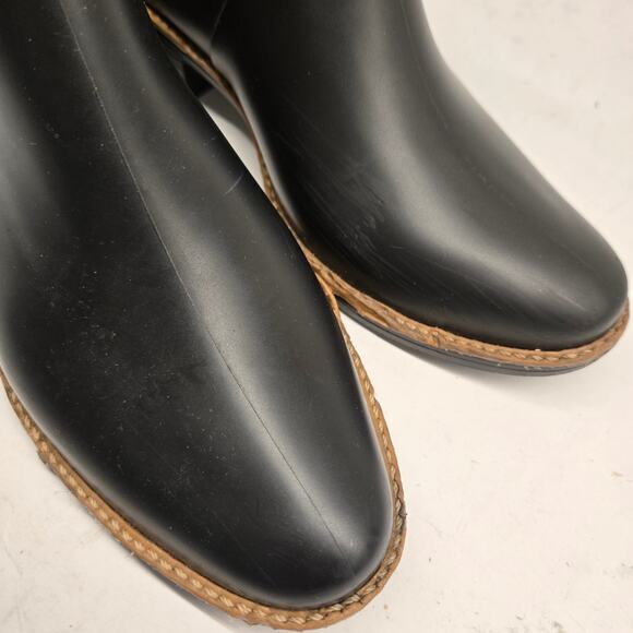 Bernardo Pansie Black Waterproof Chelsea Rainboots with Buckle Trim, Size 8 - Picture 5 of 8